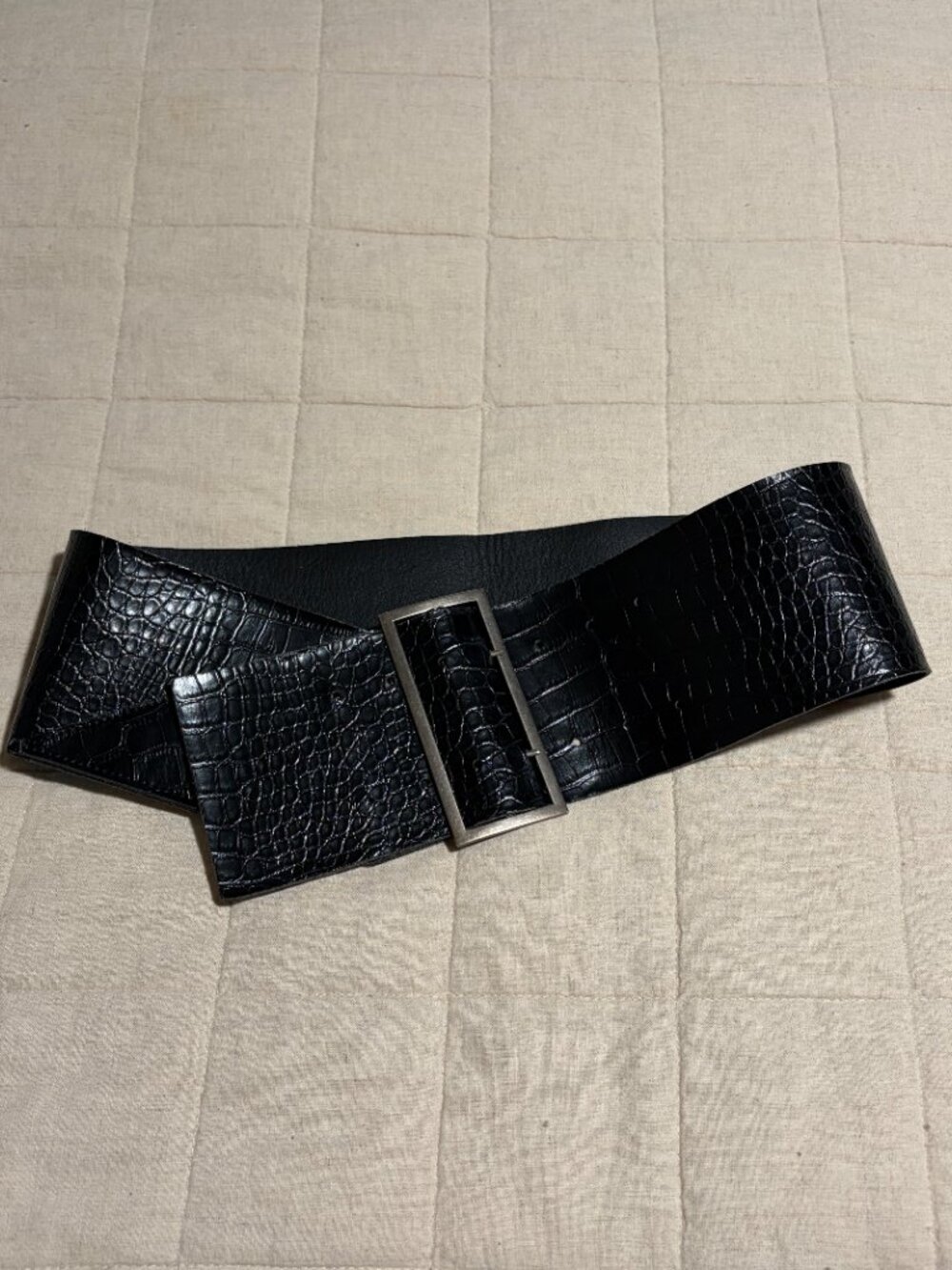 Taylor NZ Black Croc Embossed Wide Leather Belt Size S